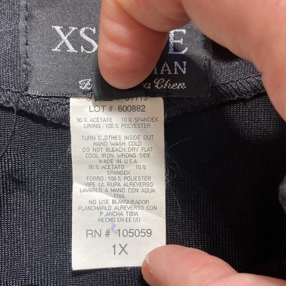 Xscape for Women Sparkle Detail Tank Top Size 1X - Picture 8 of 10